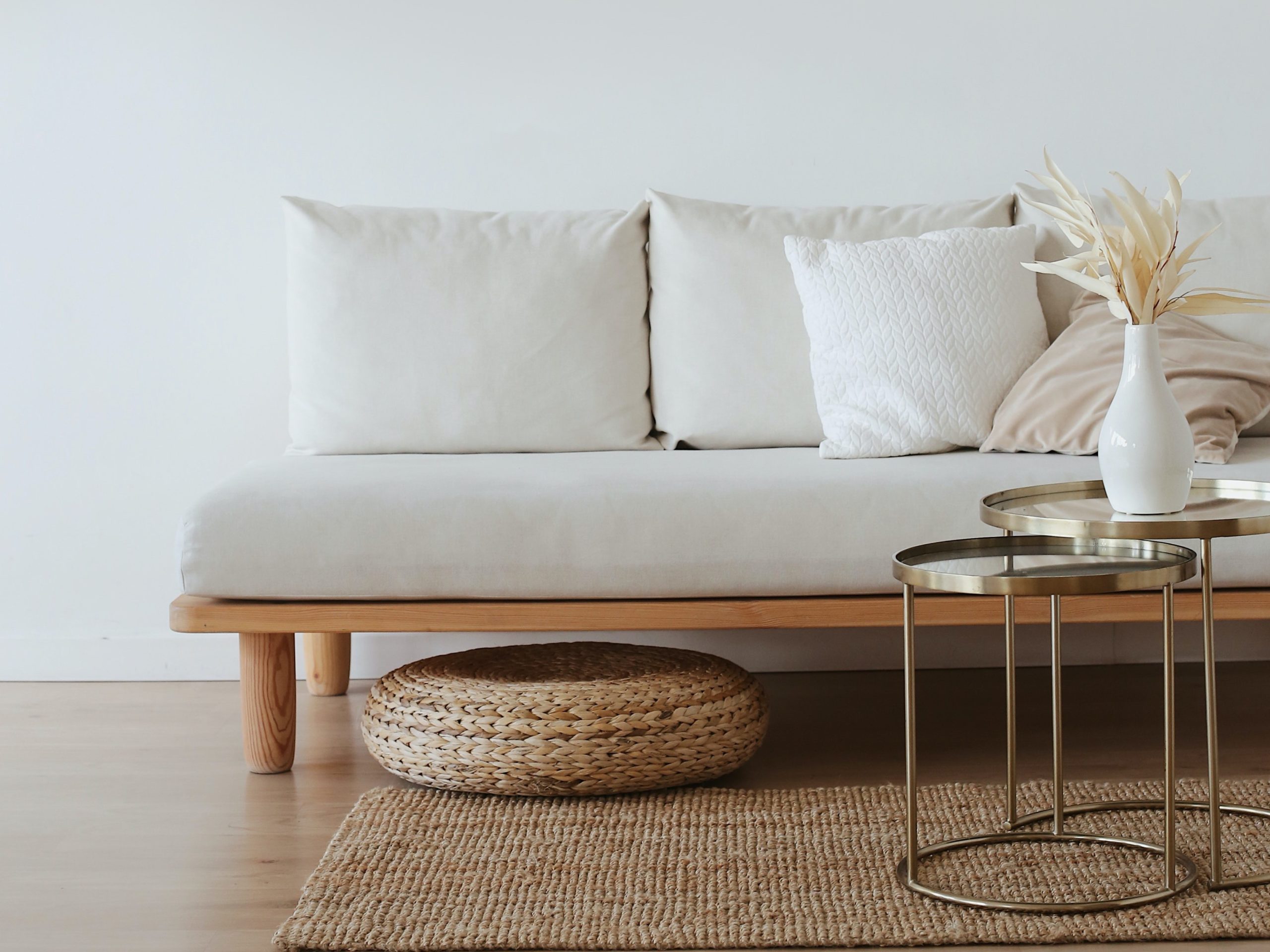 Create a Minimalist Haven with Our Guide to Home Decor