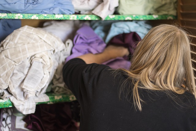 linen closet organization