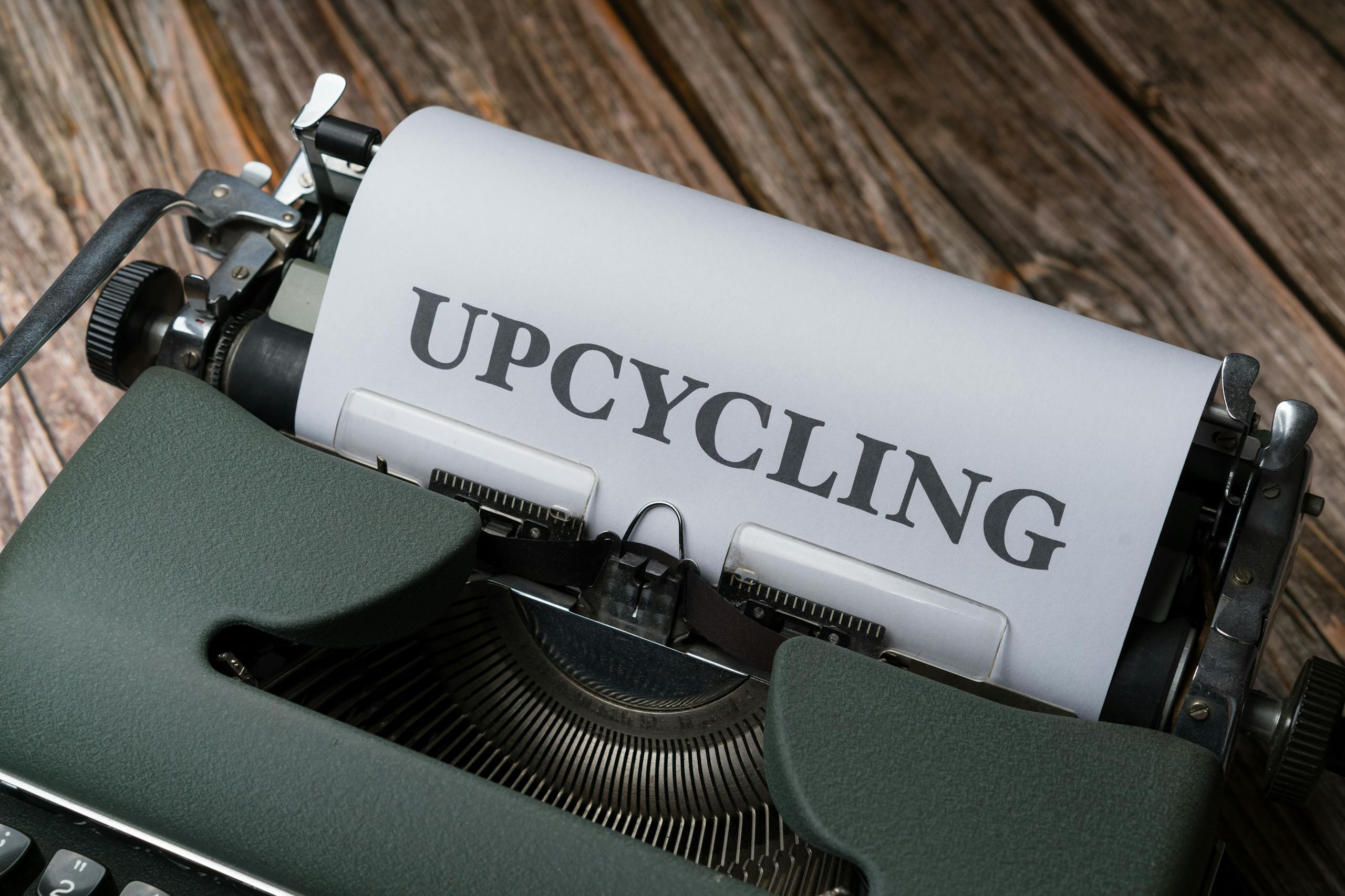 A typewriter with the word recycling on it